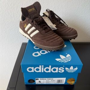 Adidas Mundial Team Sneakers, Men’s 5 or Women’s 37.5, NWB